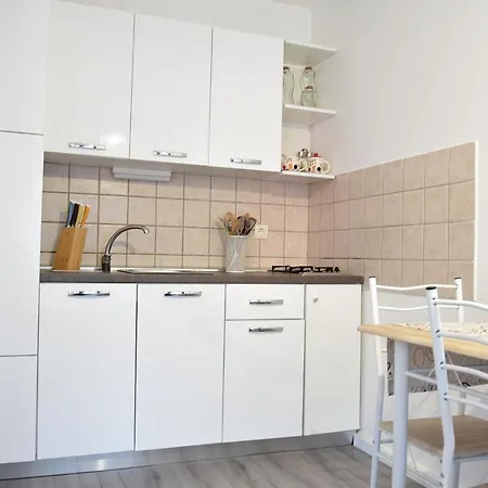 Apartment Viola Kampor