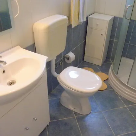 Viola Apartamento Kampor