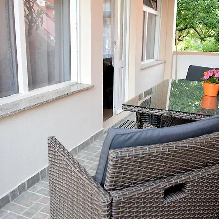 Viola Apartment
